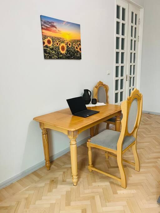 Spacious 2 Bedrooms In The Center Of Ереван Экстерьер фото