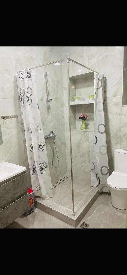 Spacious 2 Bedrooms In The Center Of Ереван Экстерьер фото